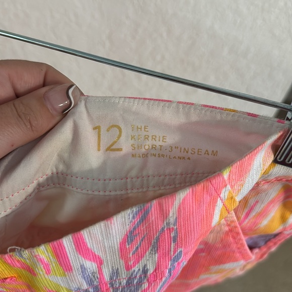 Lilly Pulitzer Kerrie Short 3” Inseam - Picture 4 of 4
